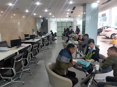 重慶奧瑞4S店“閉館特賣(mài)會(huì)”圓滿(mǎn)閉幕，信息咨詢(xún)服務(wù)獲客戶(hù)贊譽(yù)